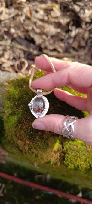 Pendentif jardin secret 